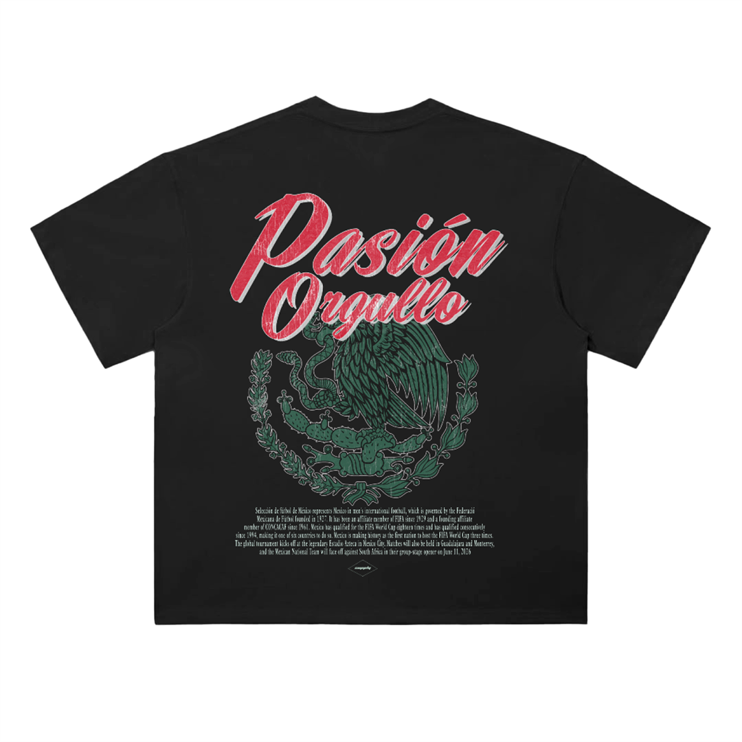 Back view of black Selección Mexicana de Fútbol heavyweight T-shirt featuring large “Pasión Orgullo” red script over a Mexican eagle emblem graphic with vintage-inspired details.